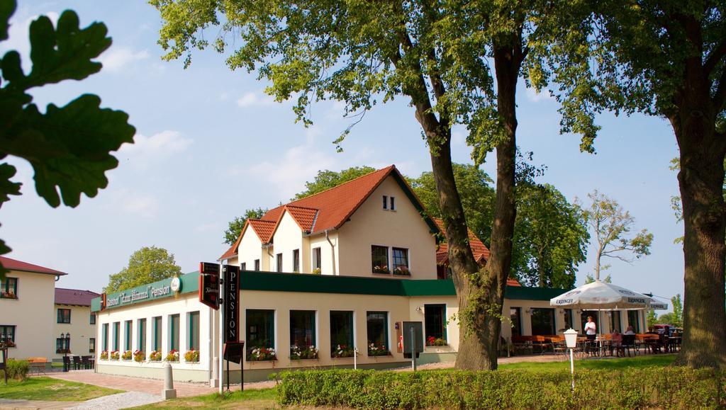 Gasthof & Pension Zum Himmel Rubenow Exteriör bild